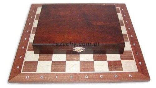 Staunton nr 5 z figurami ułożonymi w kasetce /LUX/